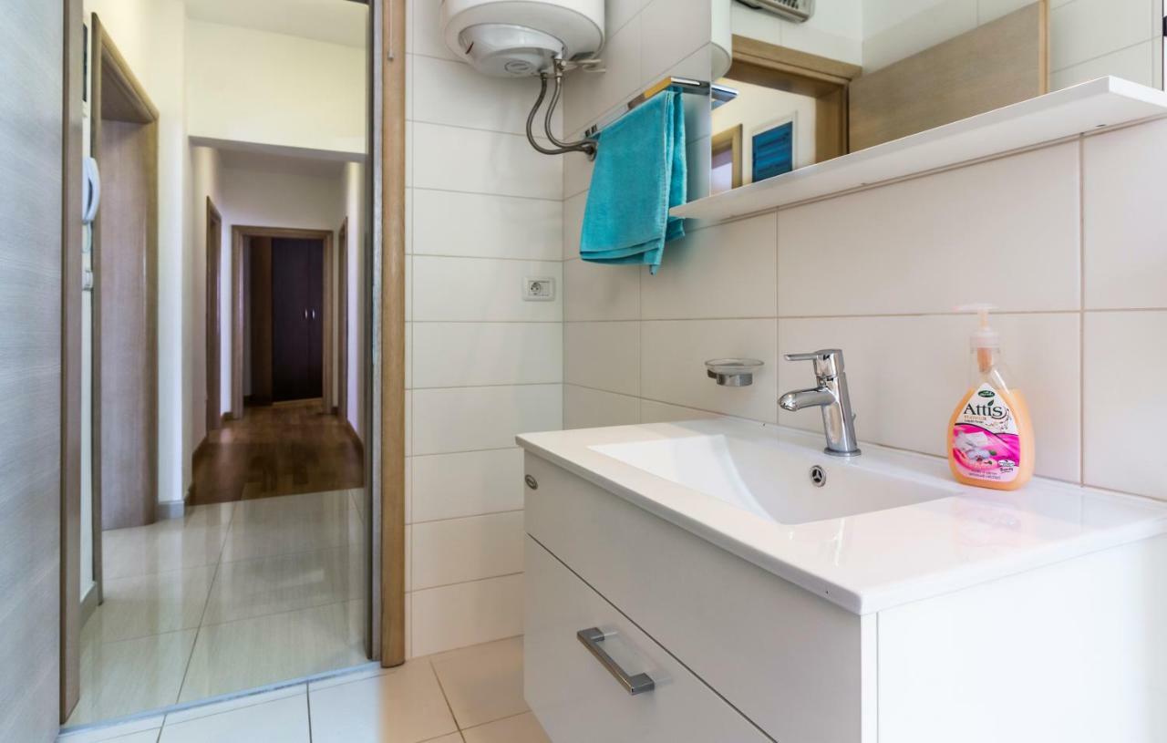 Apartman Kp Medulin Exterior foto